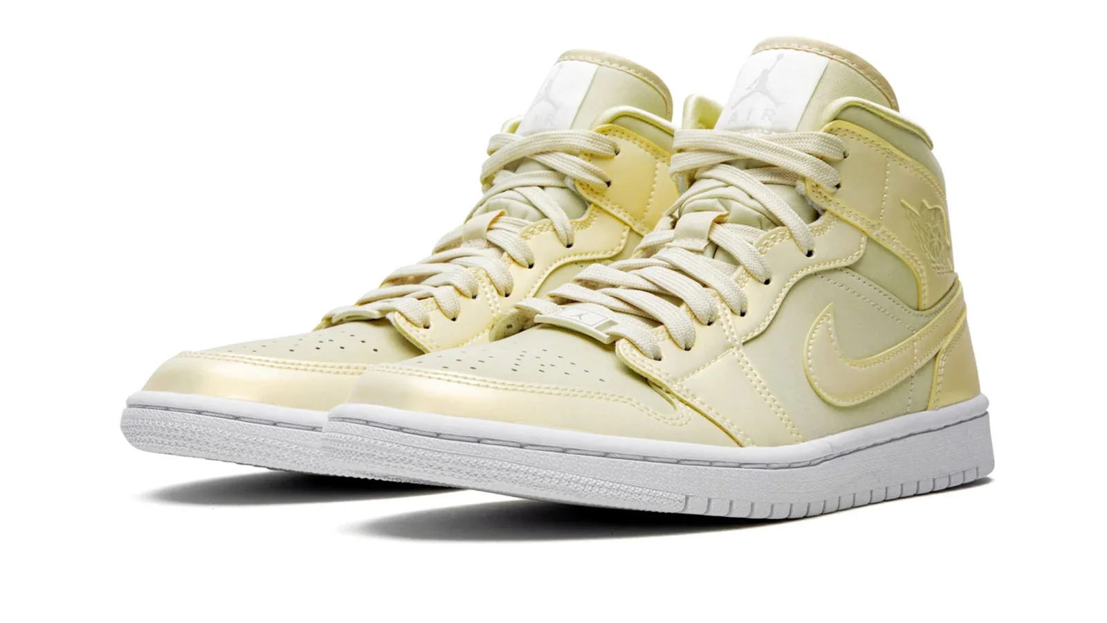 AIR JORDAN 1 MID SE WMNS 