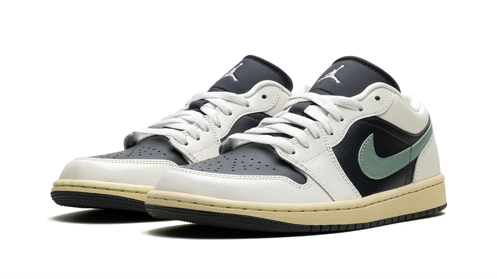 Air Jordan 1 Low WMNS 