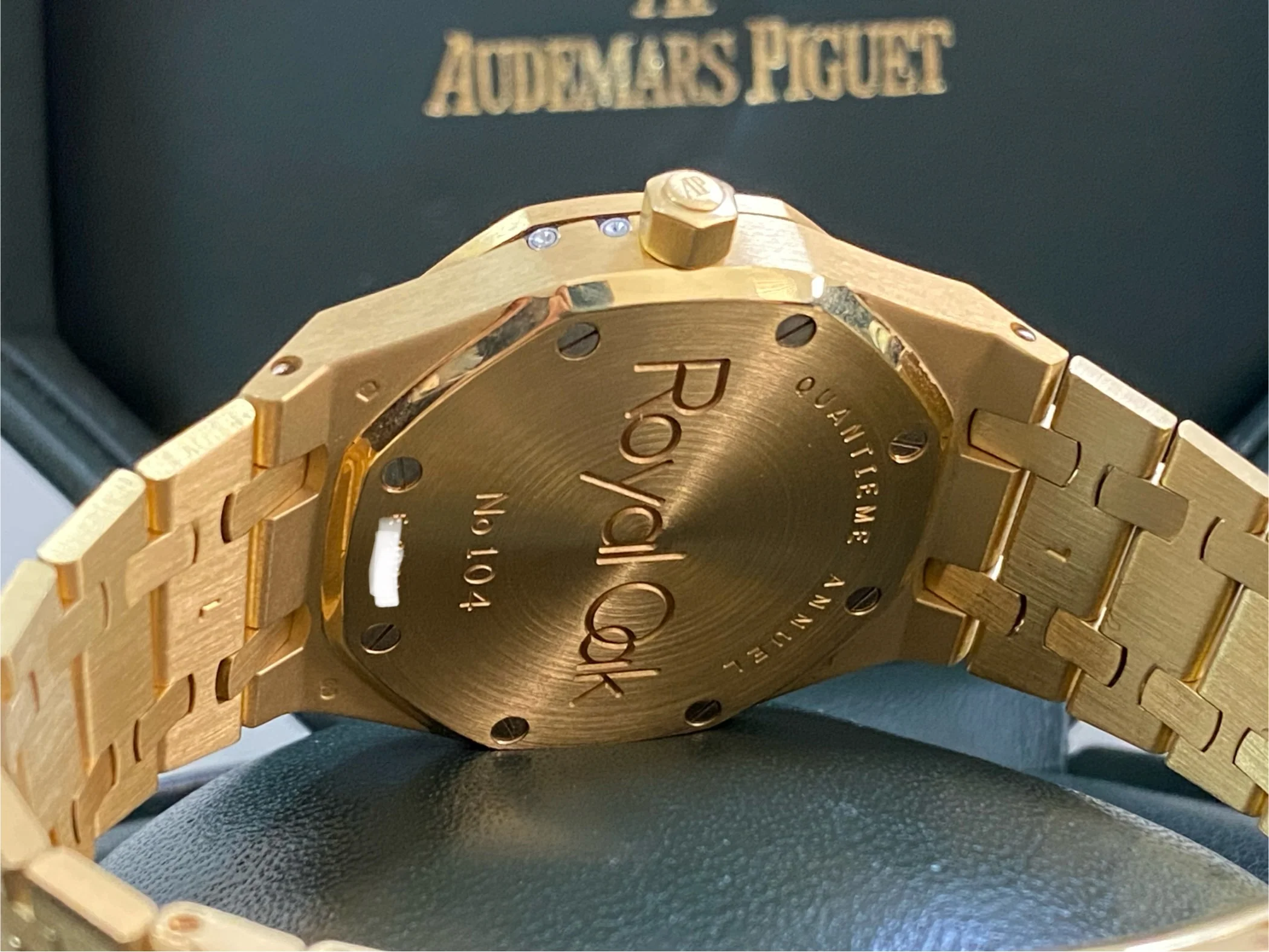 Audemars Piguet Royal Oak Annual - 18k Yellow Gold - Blue Dial - 25920BA - *COMPLETE SET*