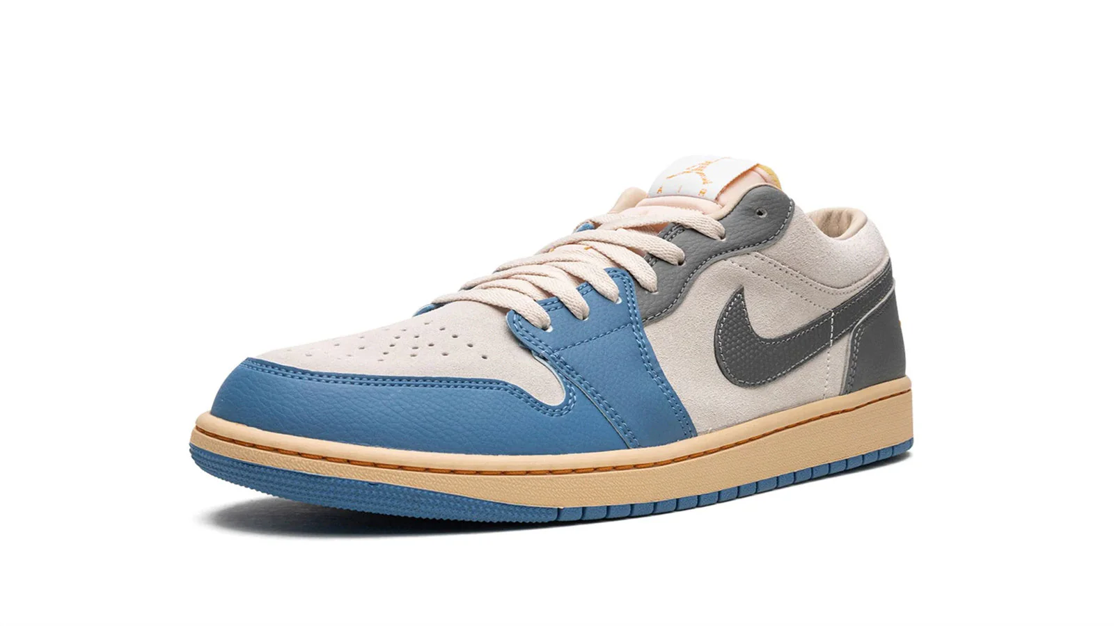Air Jordan 1 Low SE 