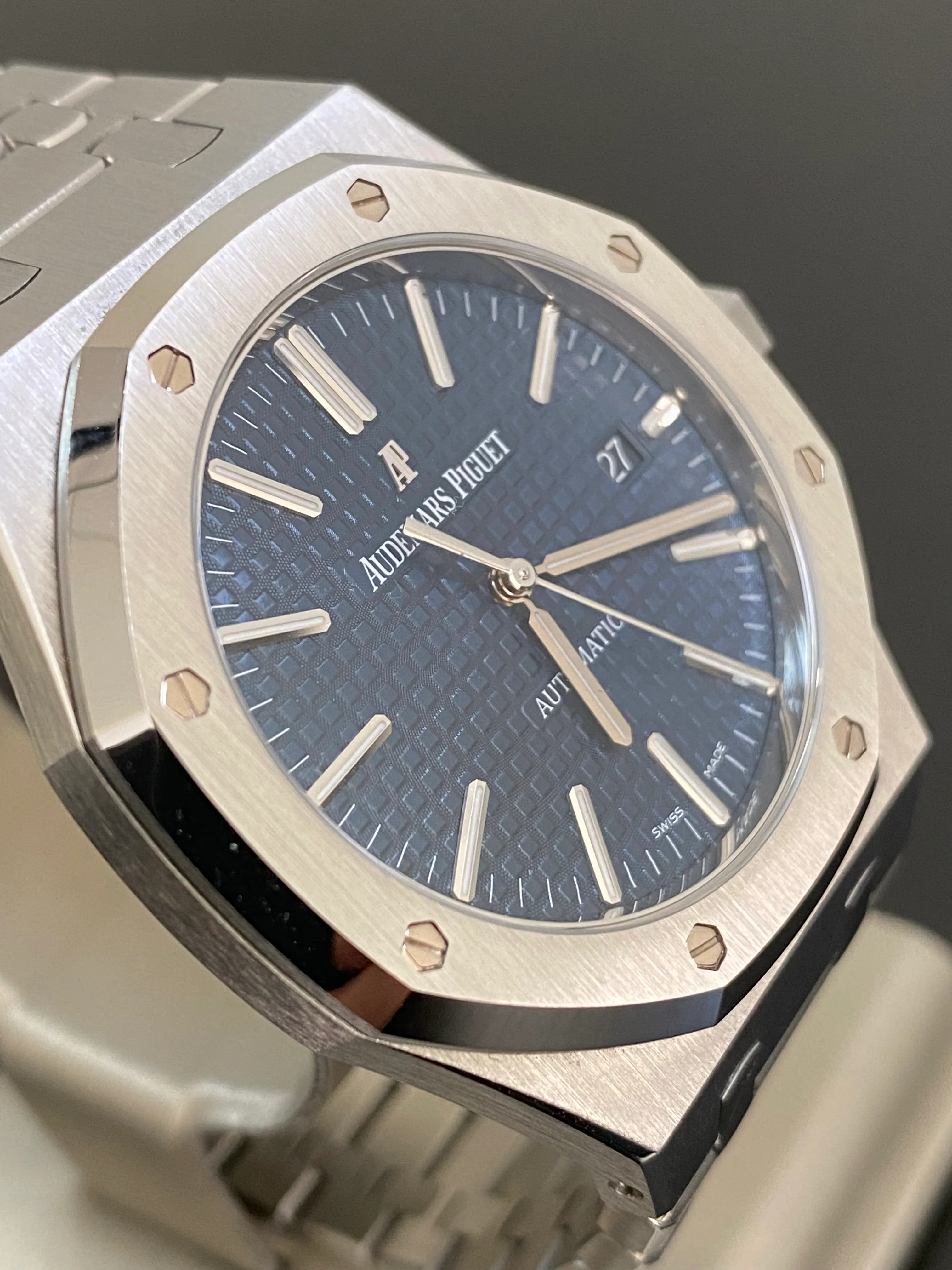 Audemars Piguet Royal Oak Self Winding - 2014 - Blue Dial - 15400ST *FULL SET*