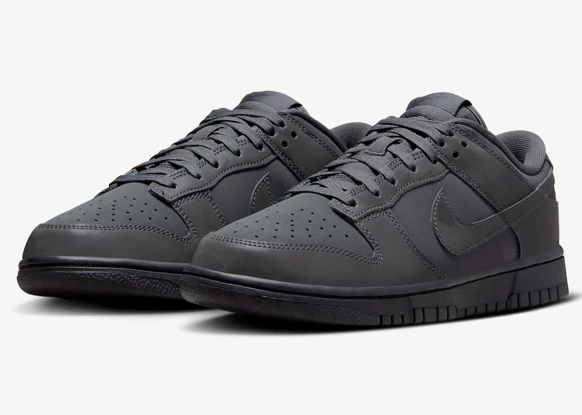 Nike Dunk Low WMNS Cyber