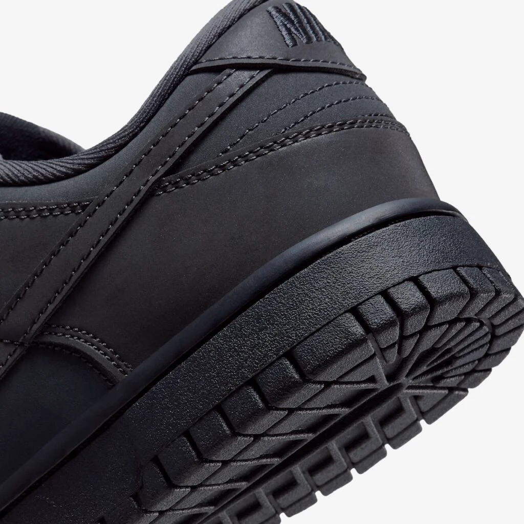 Nike Dunk Low WMNS Cyber