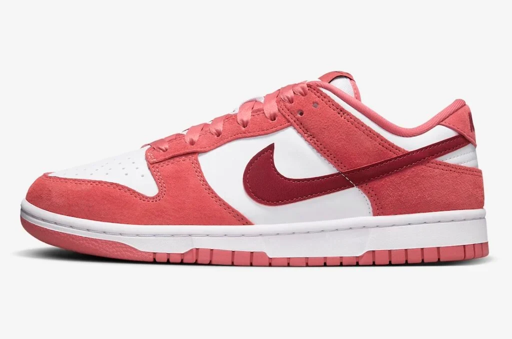 Nike Dunk Low WMNS Valentine's Day