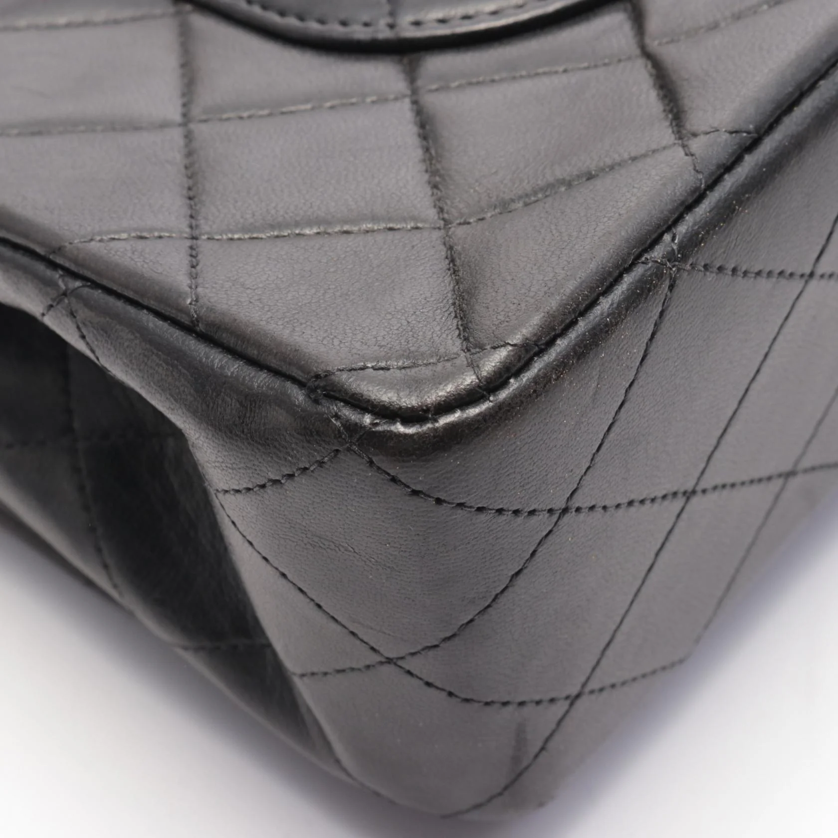 Chanel Lambskin Matelasse W Flap Shoulder Bag A01112