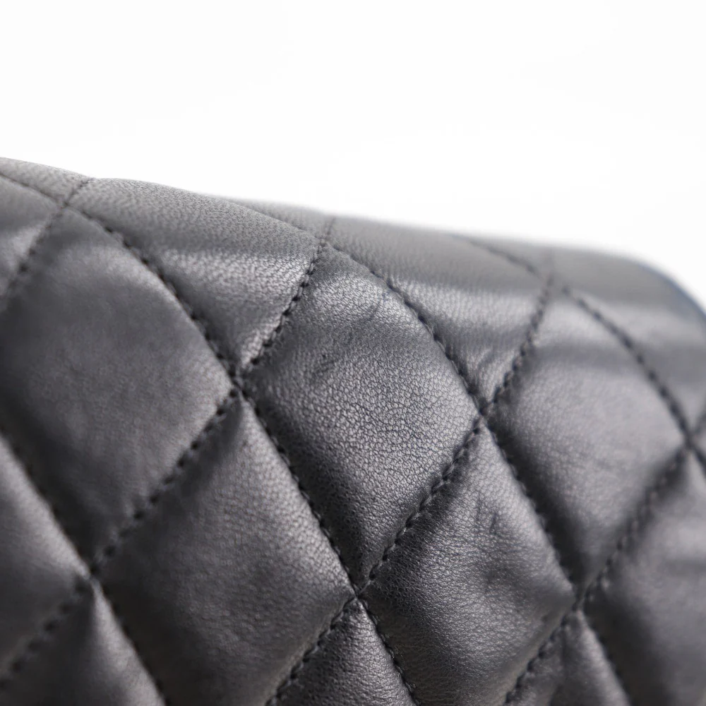 Chanel Lambskin Chain Shoulder Bag Black