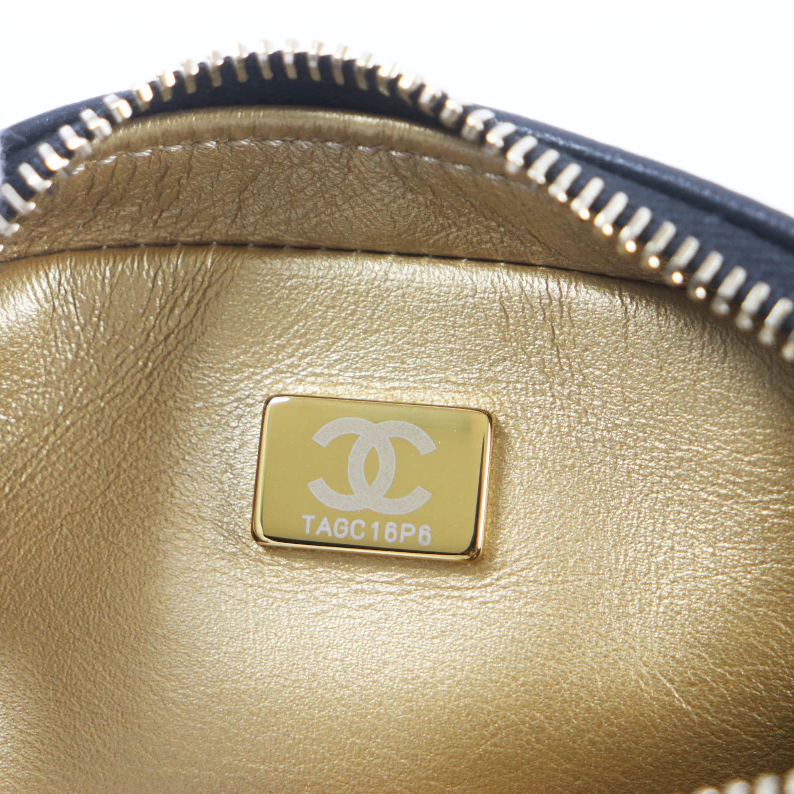Chanel Lambskin Matrasse Camera Bag AS3258