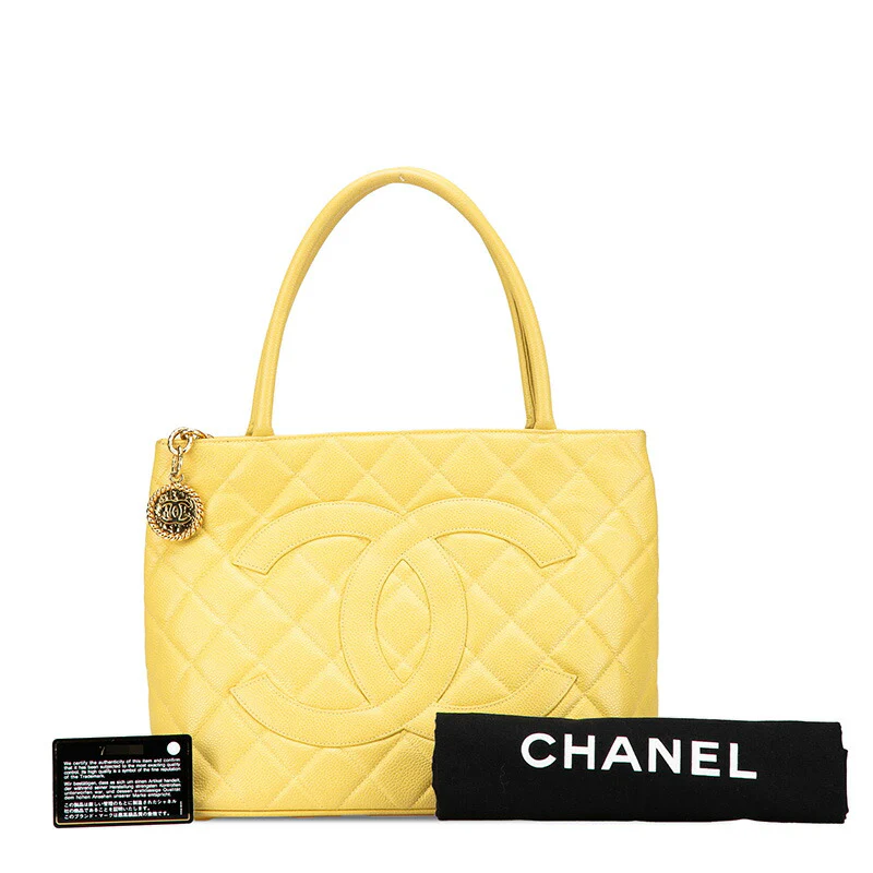 Chanel Caviar Skin Matelasse Tote Bag A01804