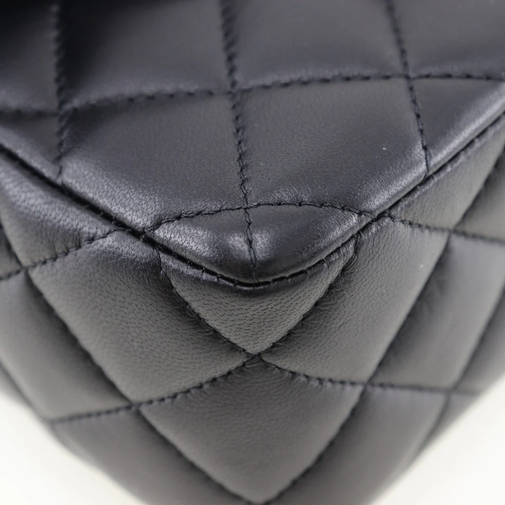 Chanel Matelasse Shoulder Bag Black