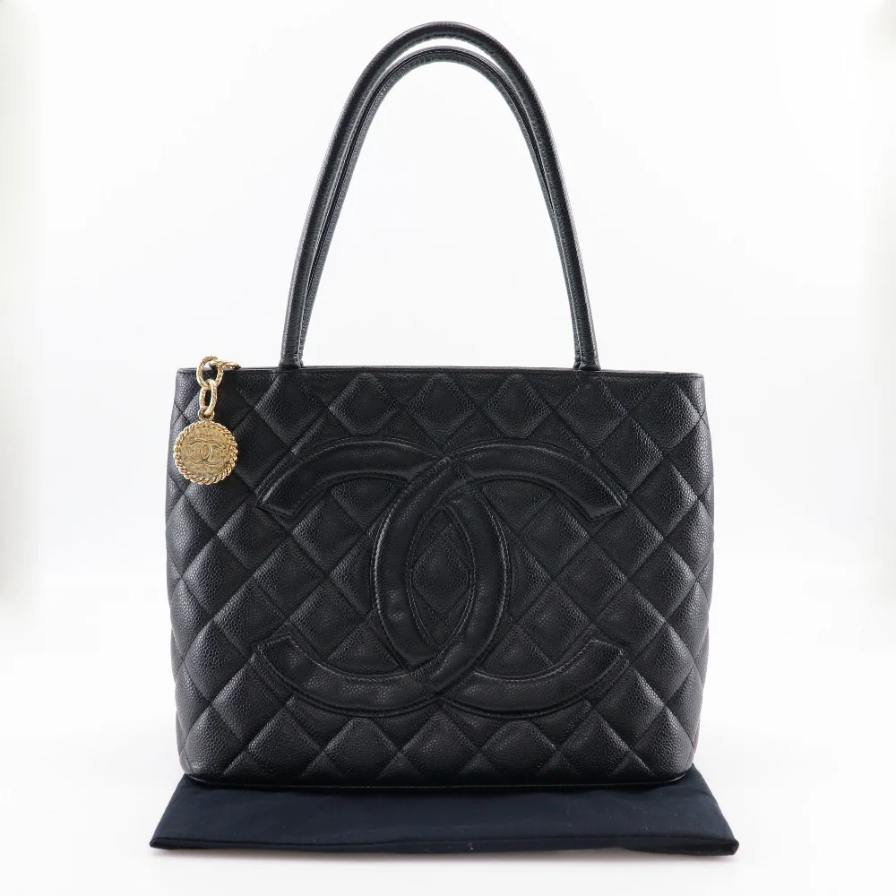 Chanel Caviar Skin Reissue Tote Bag A01804