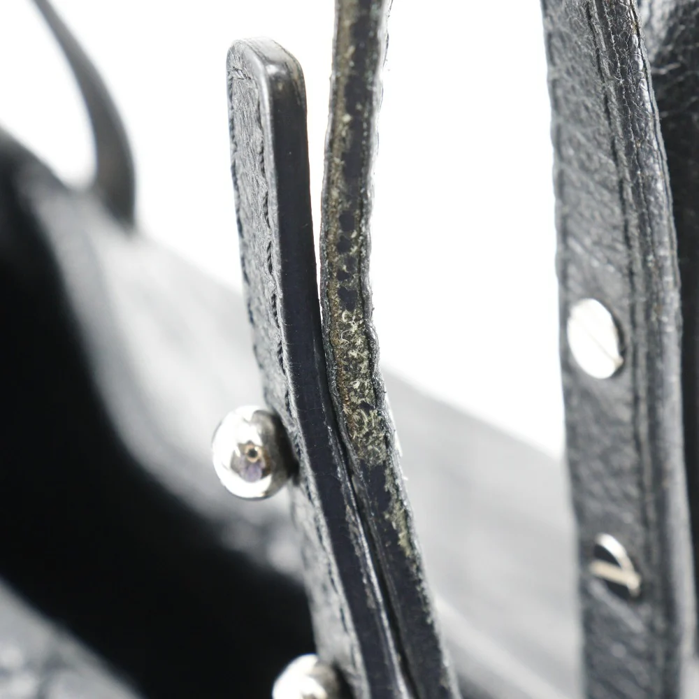 Chanel On the Road Leather Tote Bag A48019