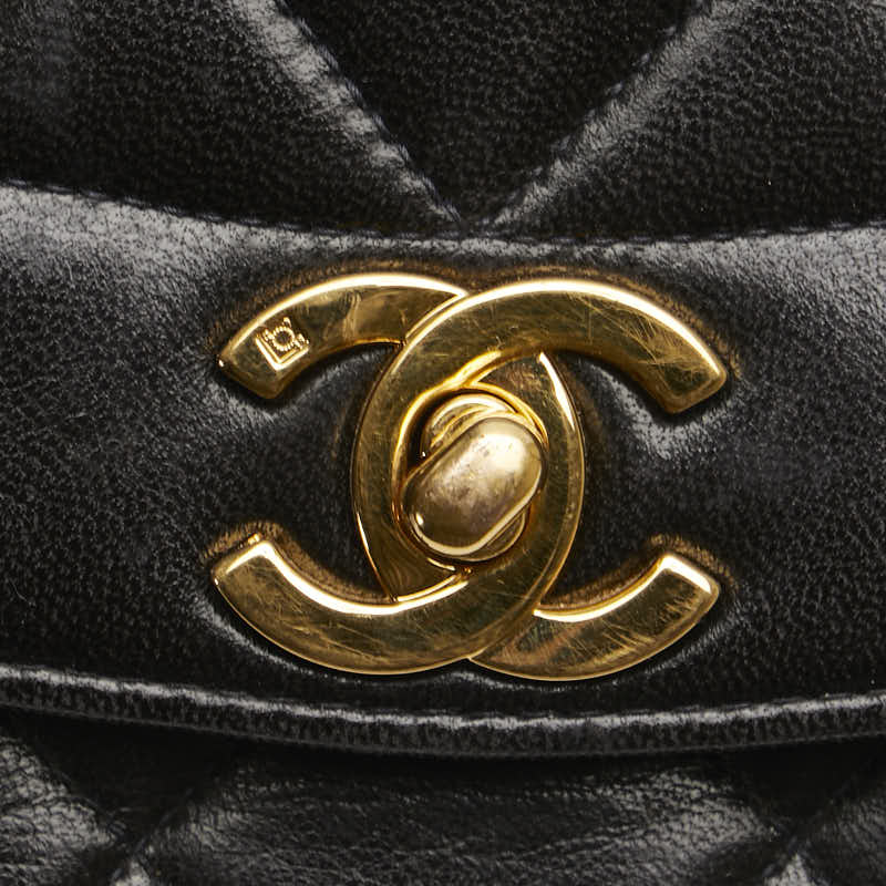 Chanel Diana22 Lambskin Chain Shoulder Bag