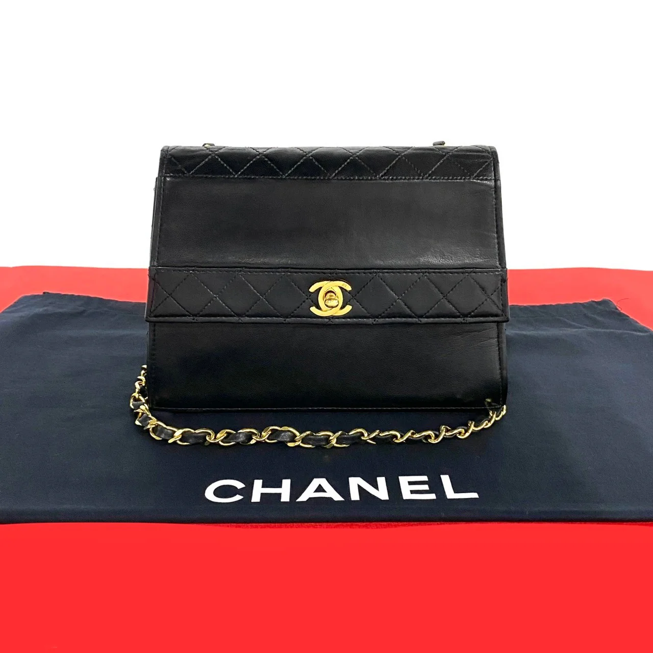 Chanel Matelasse Chain Shoulder Bag Black