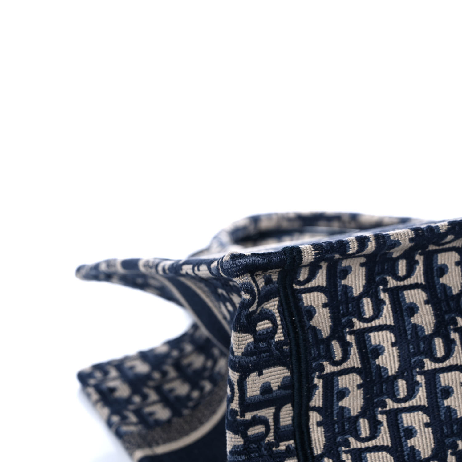 MEDIUM  BOOK TOTE
