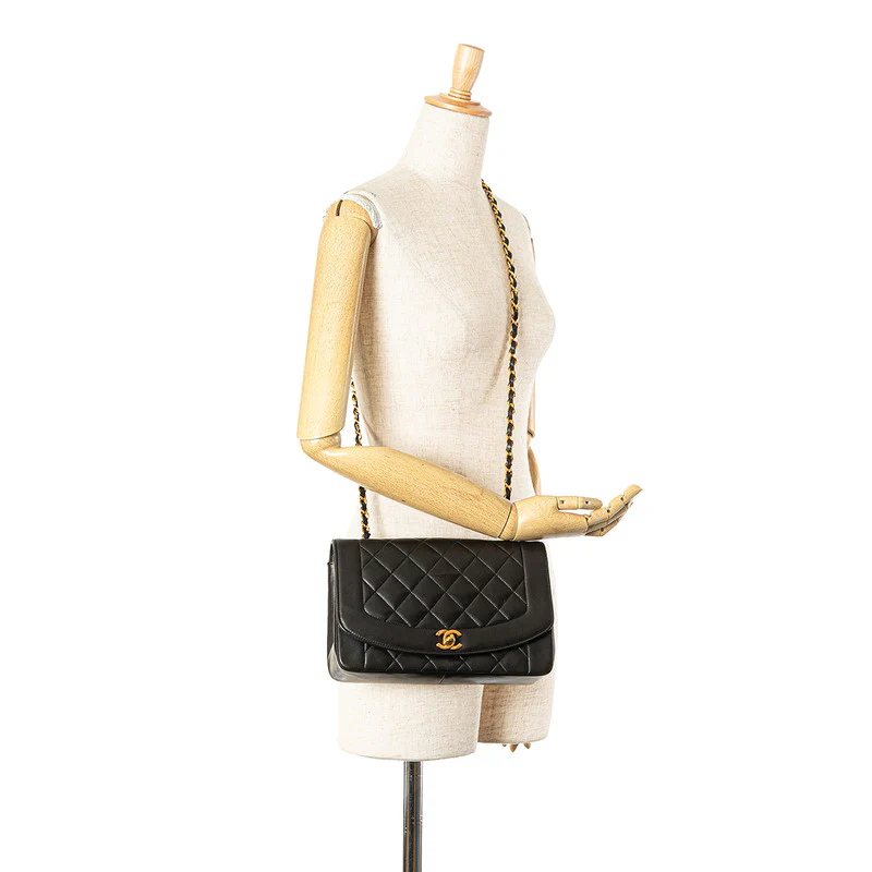 Chanel Diana Matelasse Chain Shoulder Bag