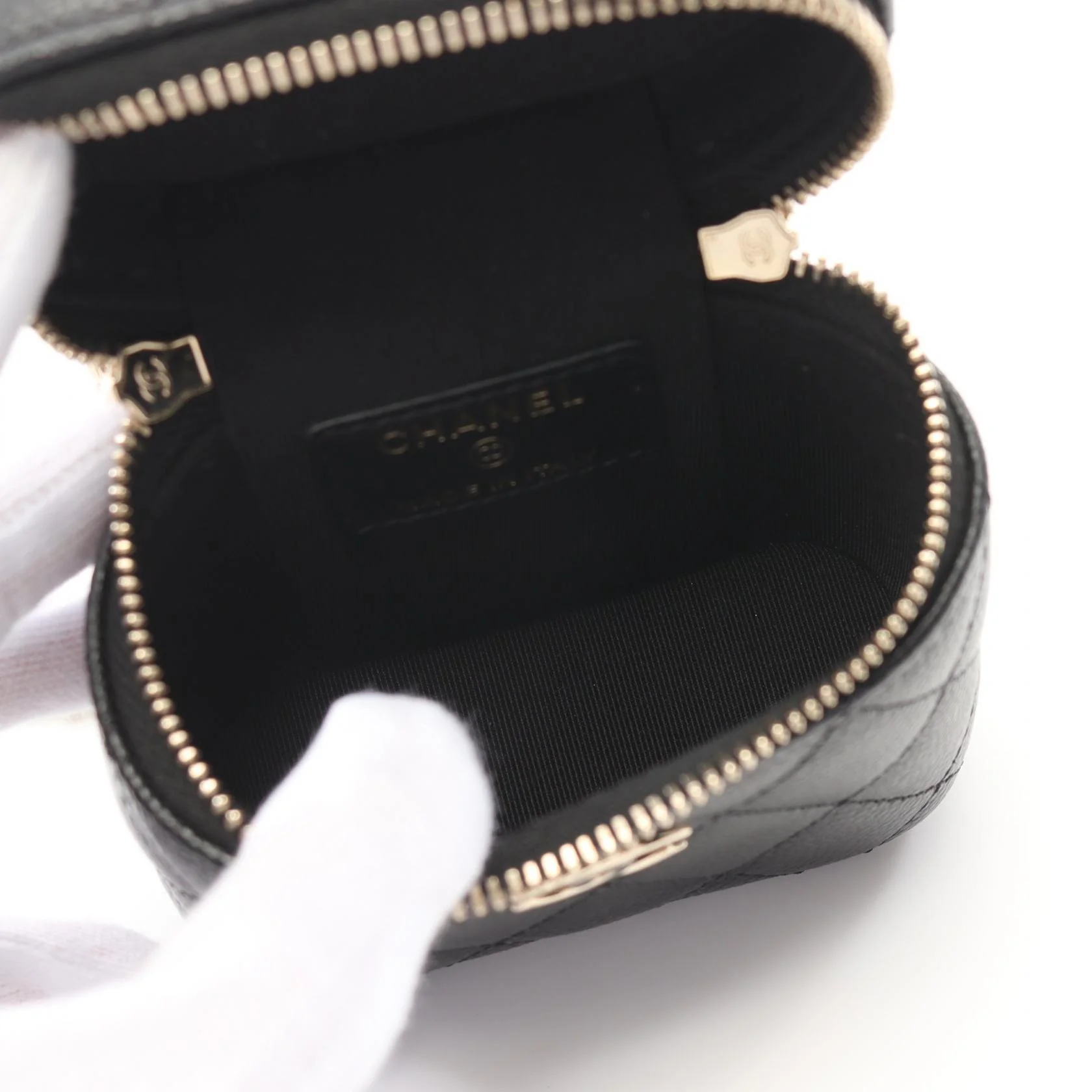Chanel Leather Matelasse Small Vanity Case Bag
