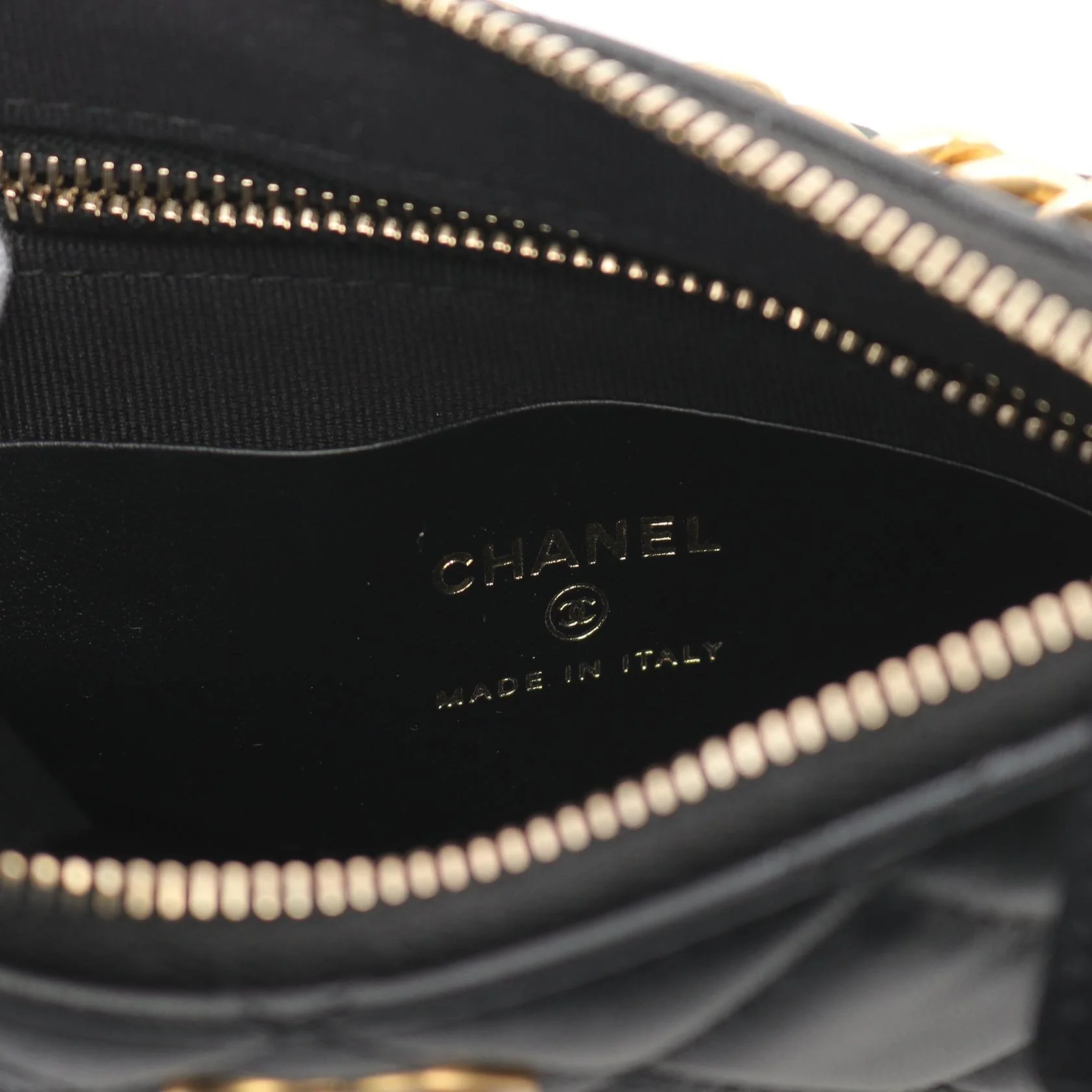 Chanel Lambskin Matelasse Shoulder Bag AP3487