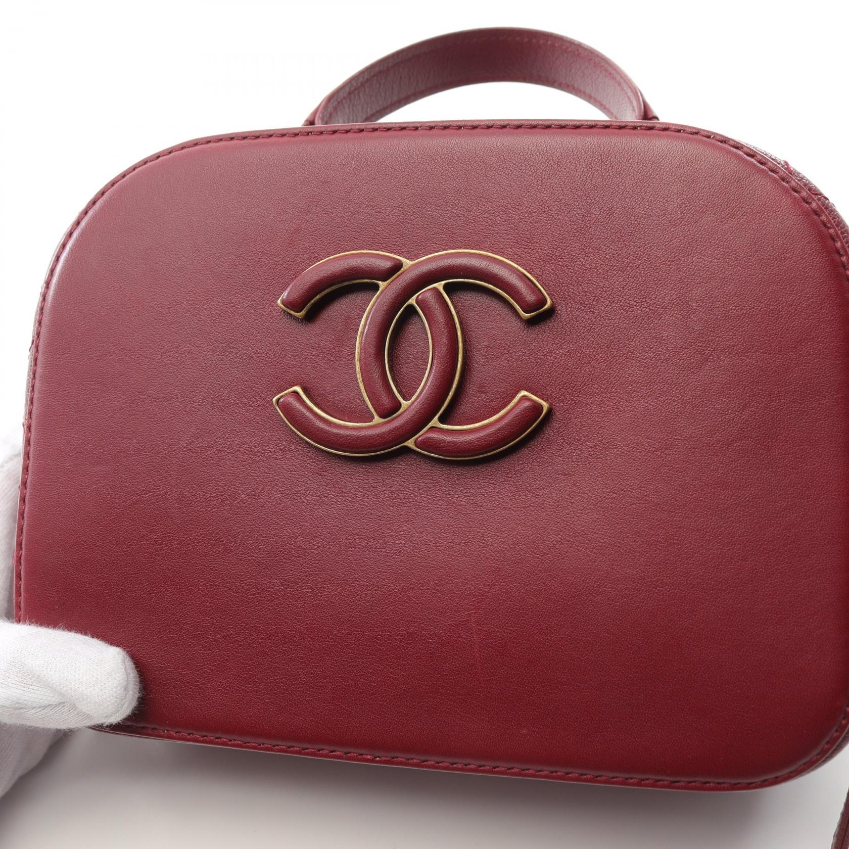 Chanel Matelasse Leather Shoulder Bag