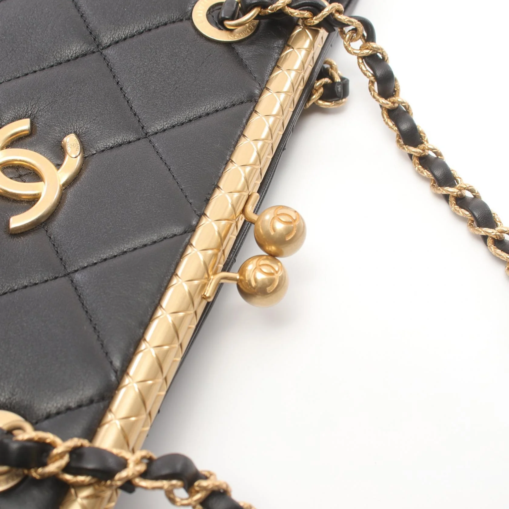 Chanel Matelasse Leather Tote Bag AS4488