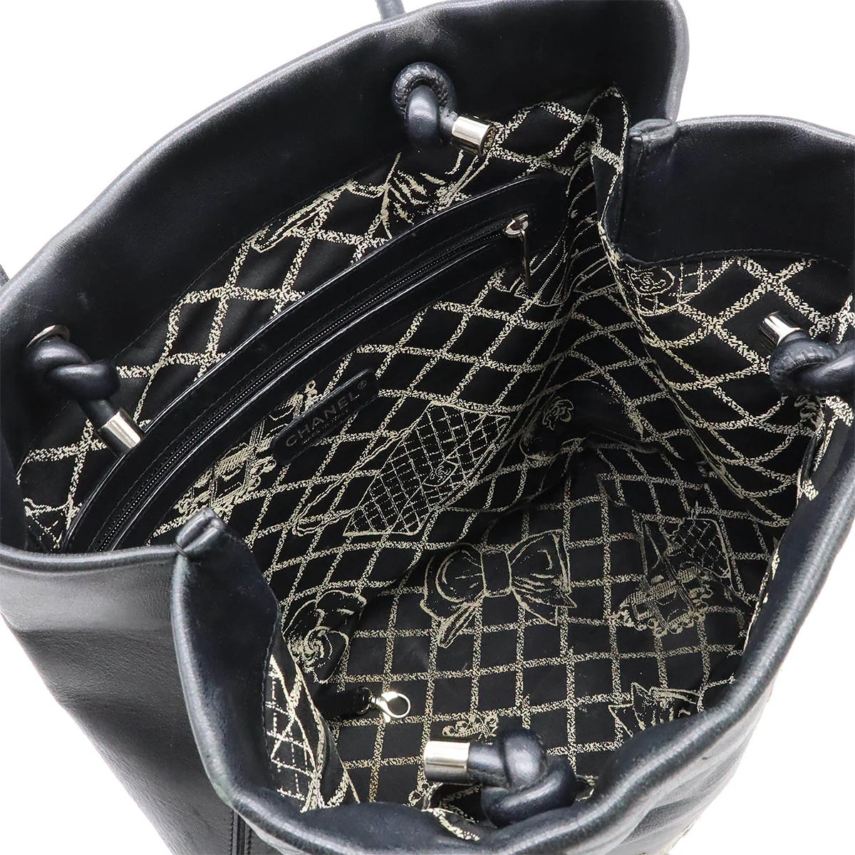 Chanel Leather Essential Medium Tote Bag