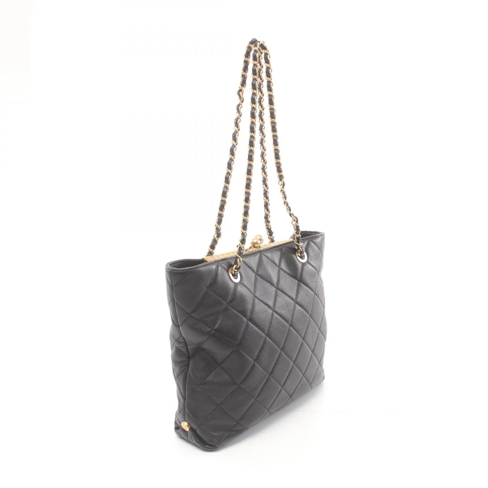 Chanel Matelasse Leather Tote Bag AS4488
