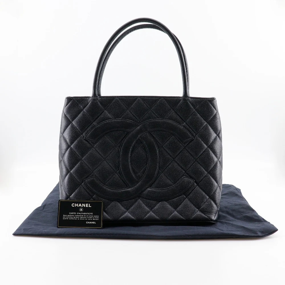 Chanel Caviar Skin Tote Bag A01804