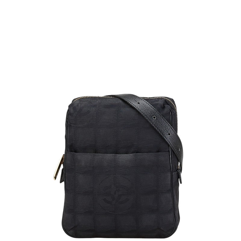 Chanel Nylon Leather Shoulder Bag A20513
