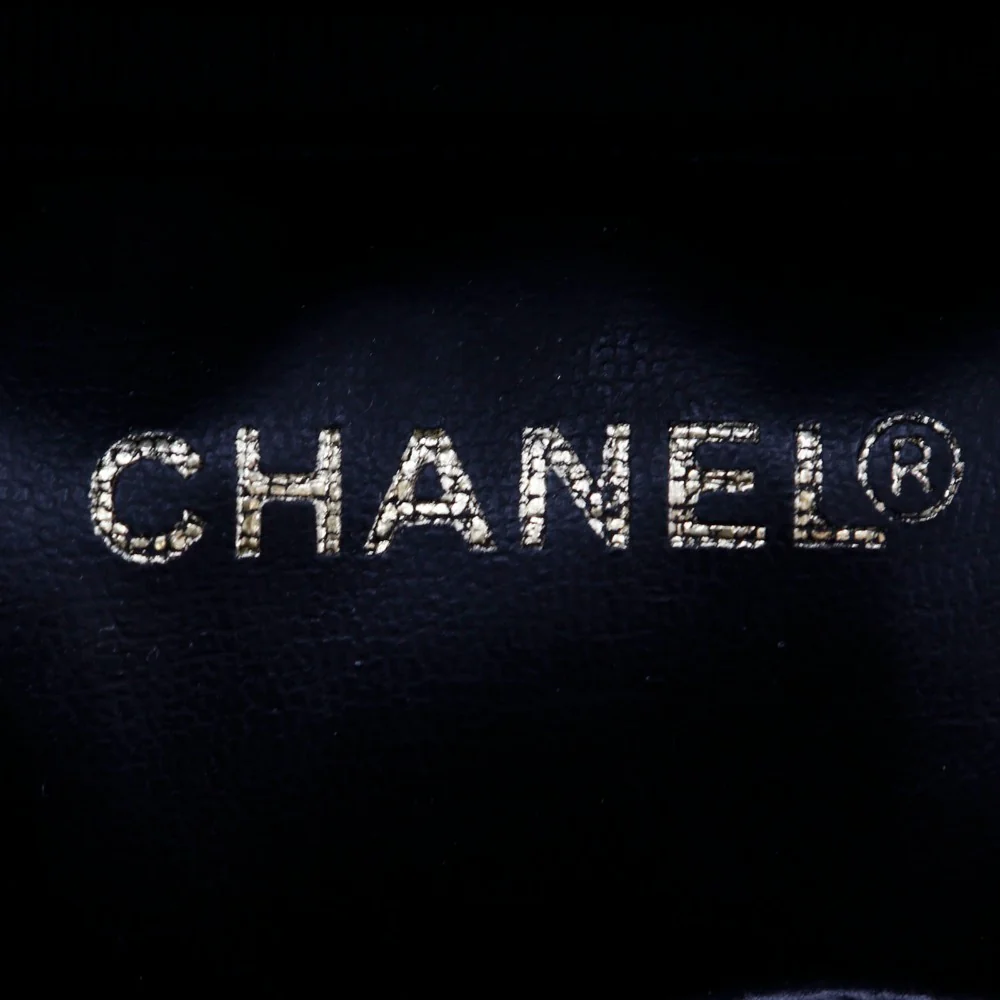 Chanel Caviar Vanity Pouch Handbag A01998