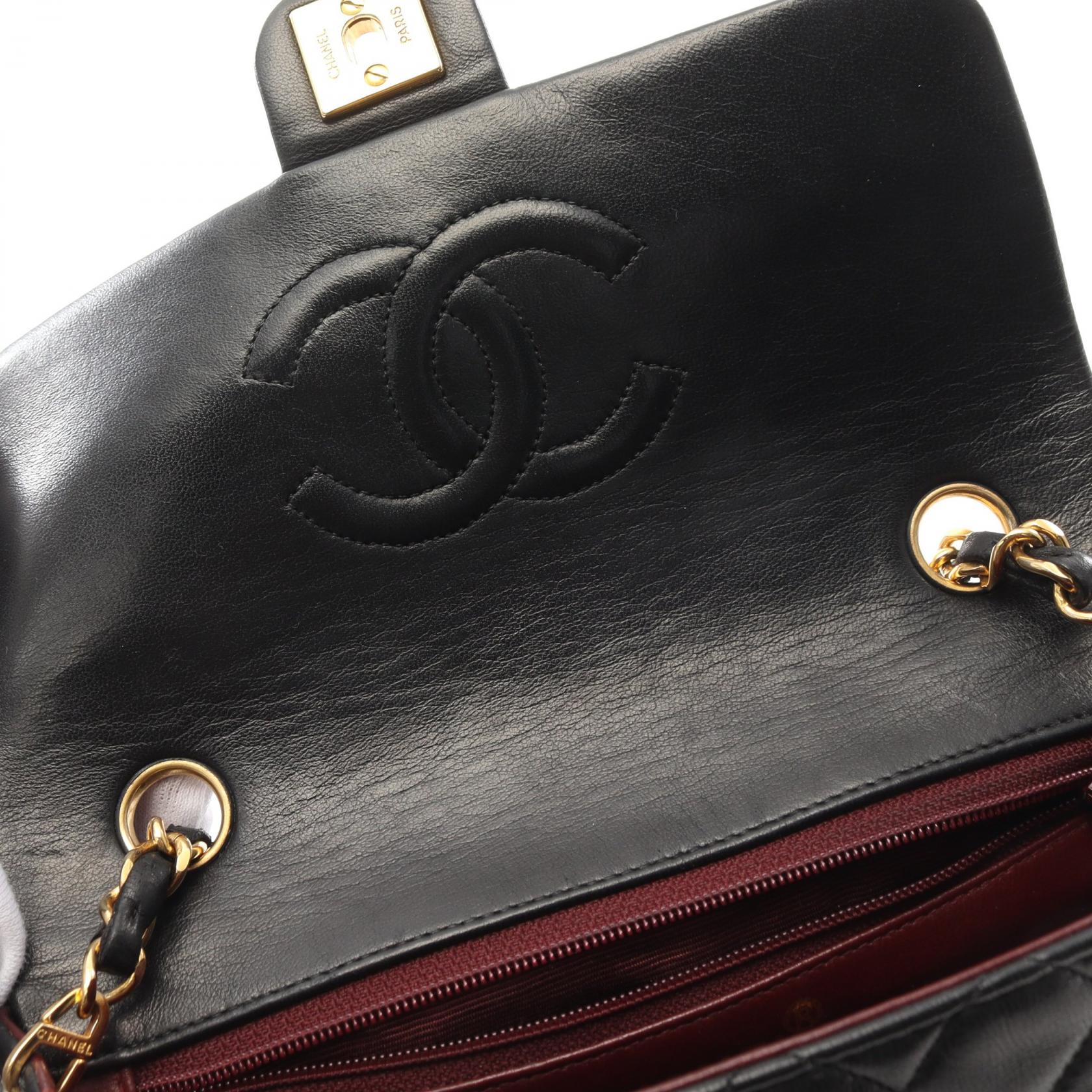 Chanel Lambskin Matelasse Shoulder Bag