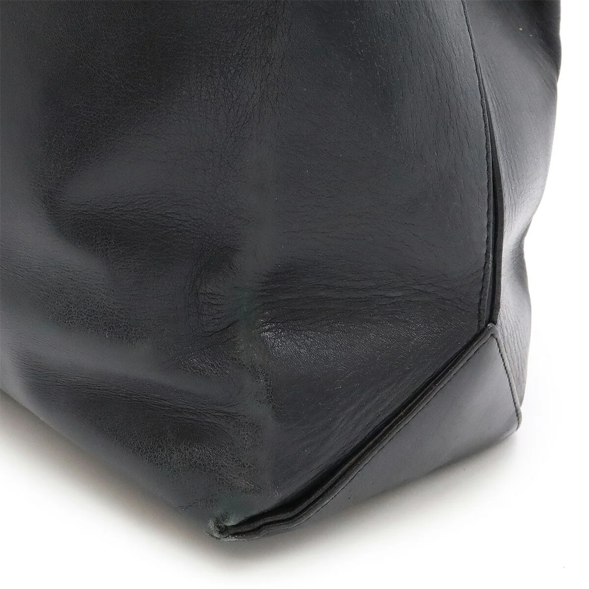 Chanel Leather Essential Medium Tote Bag