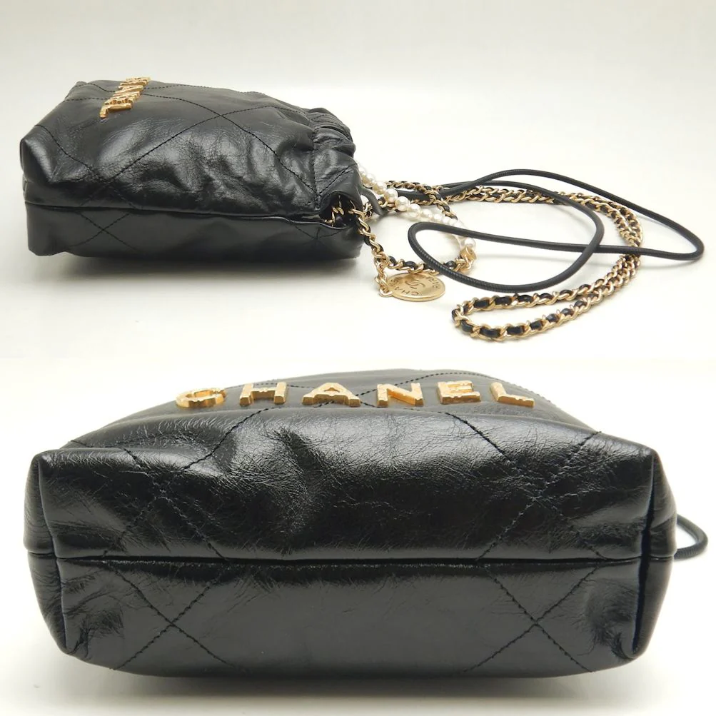 Chanel 22 Mini Handbag Shiny Calfskin