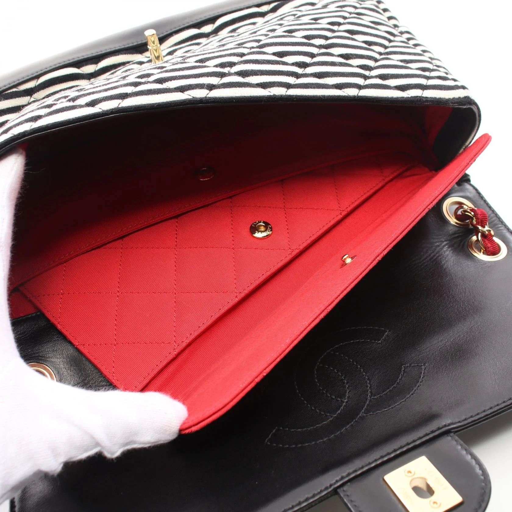 Chanel Matelasse Leather Fabric Shoulder Bag A92051
