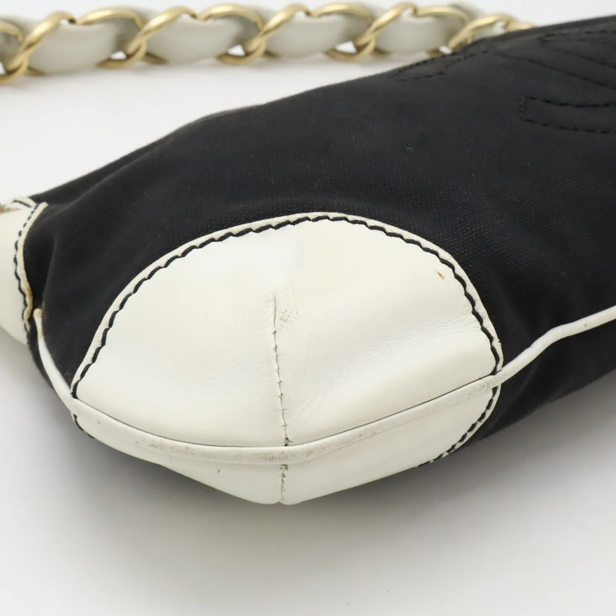 Chanel Canvas Leather Chain Shoulder Bag A20825