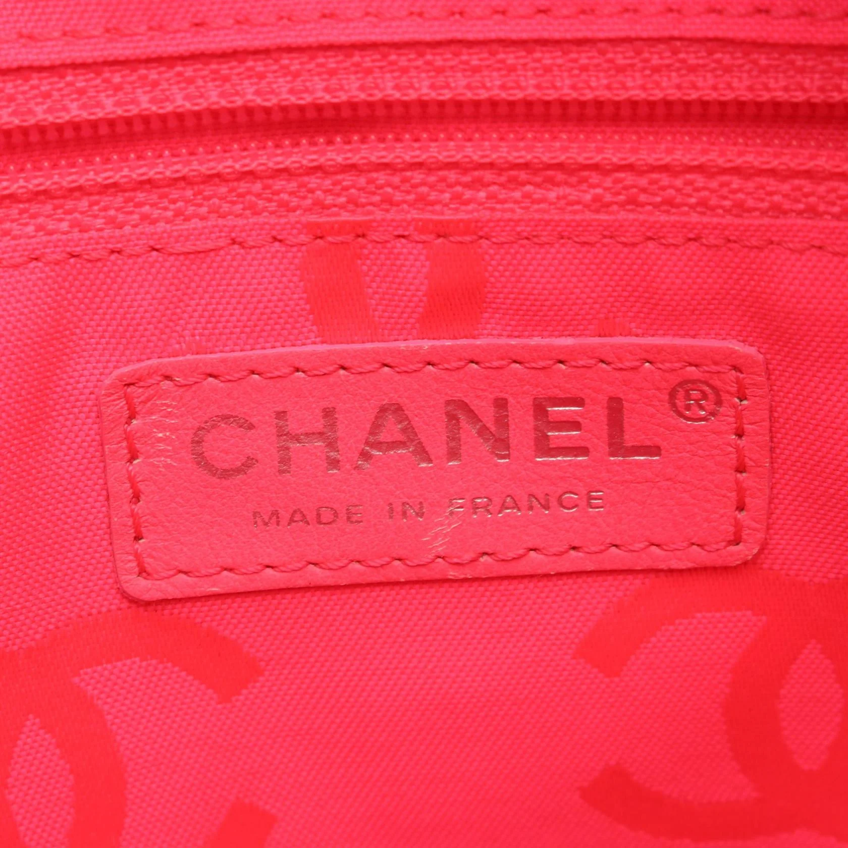 Chanel Cambon Line Medium Tote Bag Leather A25167