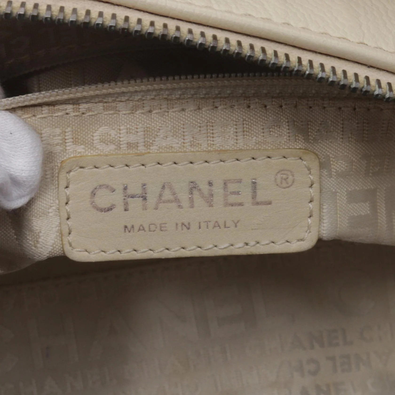 Chanel Caviar Skin Chocobar Handbag