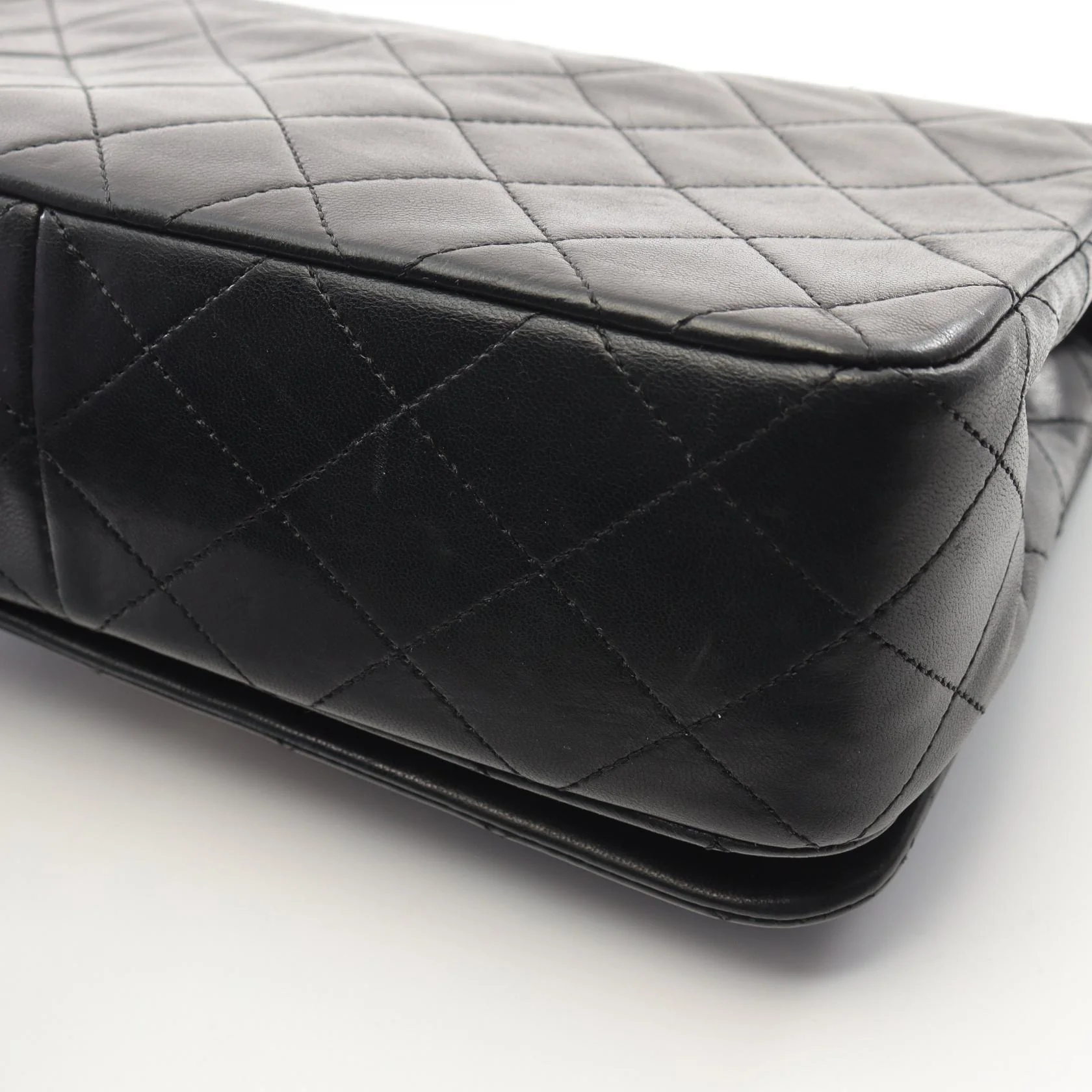 Chanel Lambskin Full Flap Shoulder Bag A02500