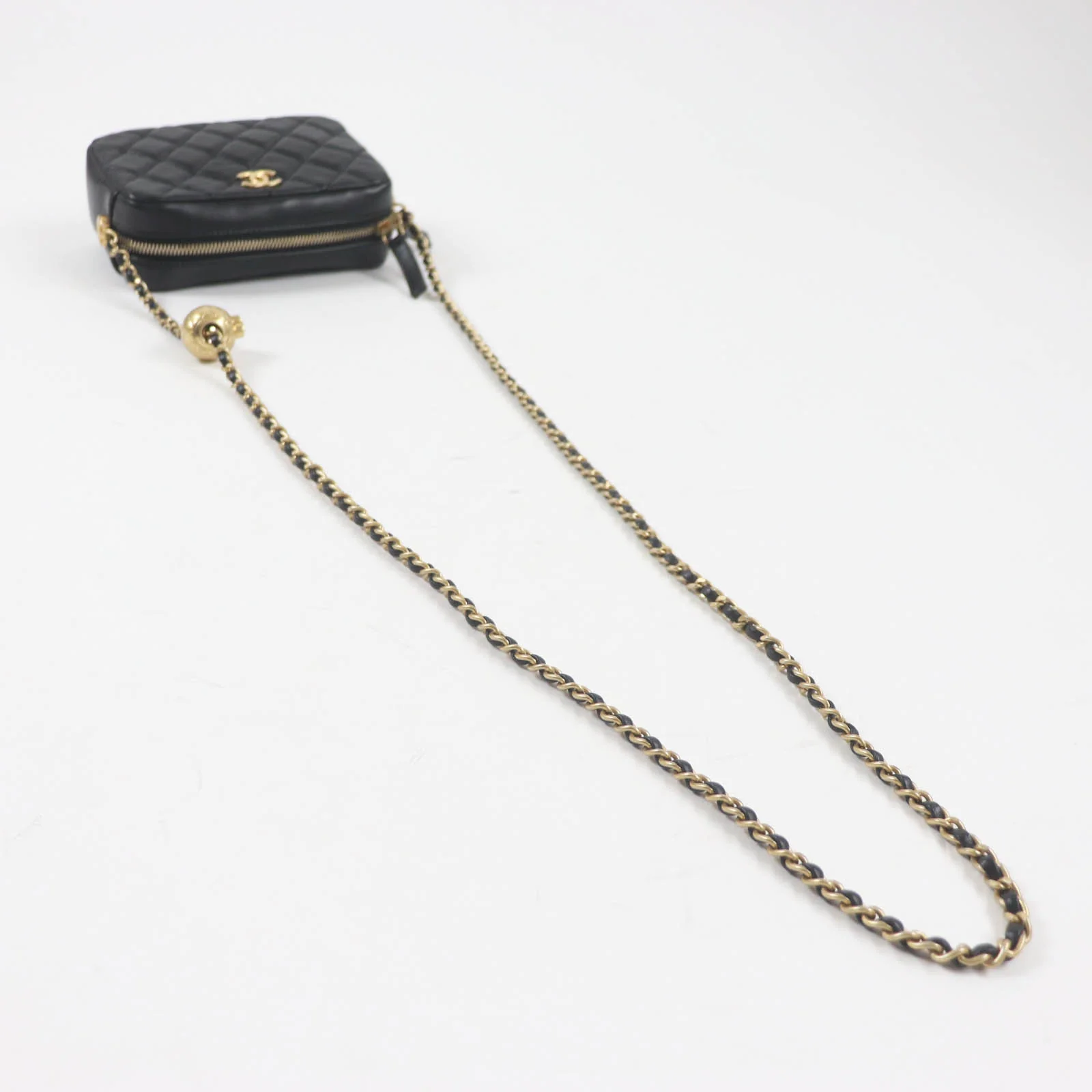 Chanel Lambskin Matrasse Camera Bag AS3258