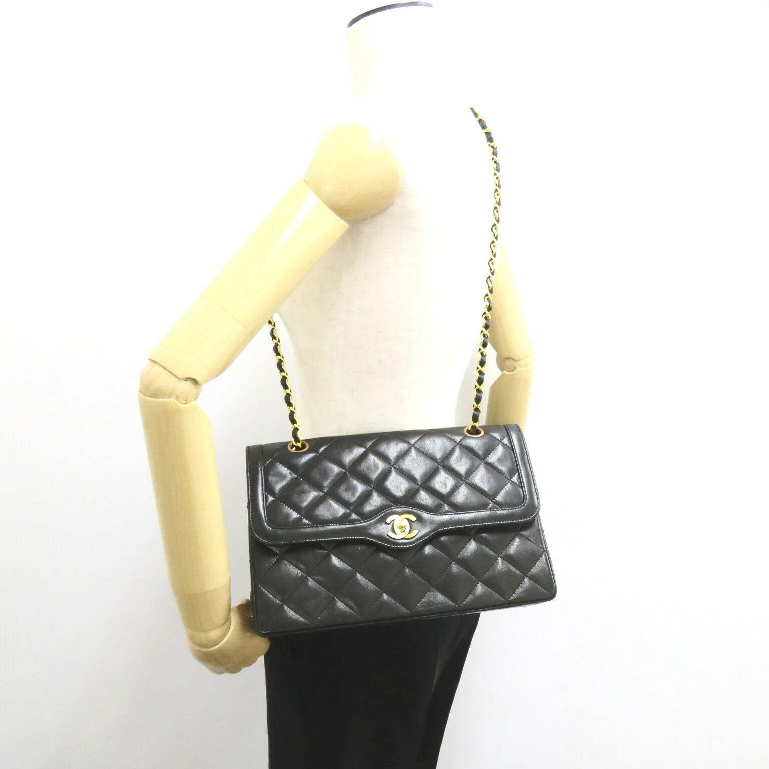 Chanel Lambskin Matelasse Shoulder Bag
