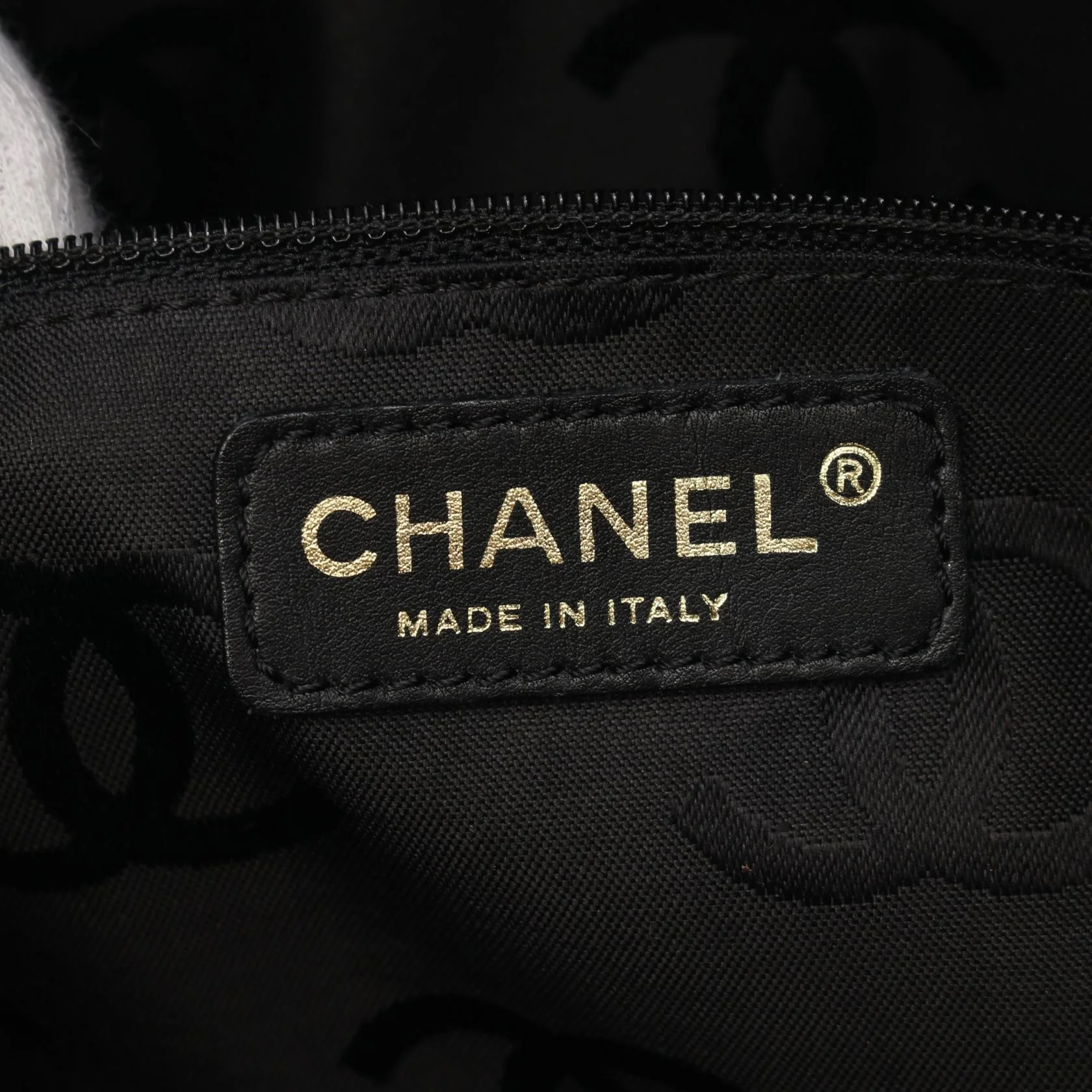 Chanel Wild Stitch Leather Handbag A18121