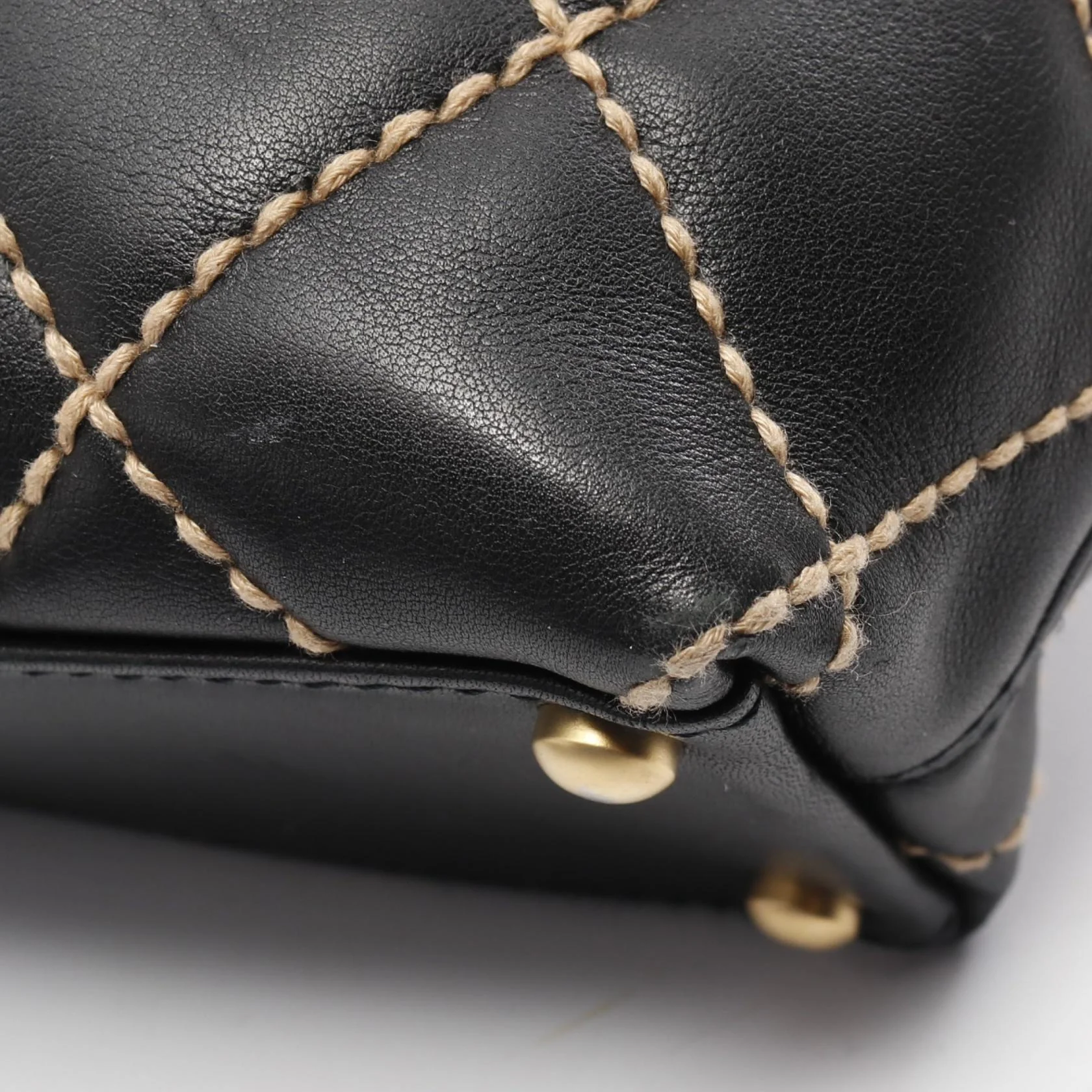 Chanel Leather Wild Stitch Tote Bag A18126