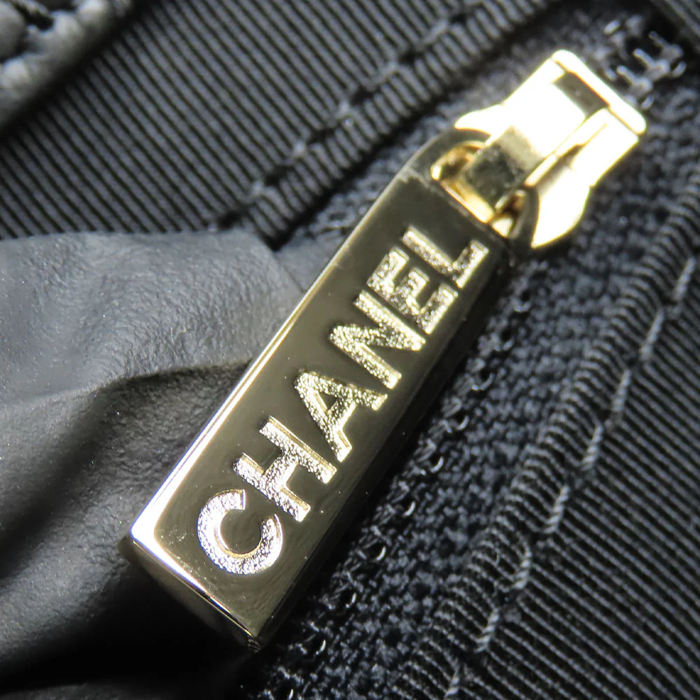 Chanel Calfskin Handbag AS0355