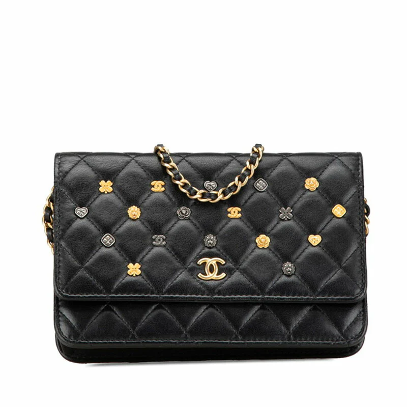 Chanel Matelasse Lambskin Chain Shoulder Wallet Bag