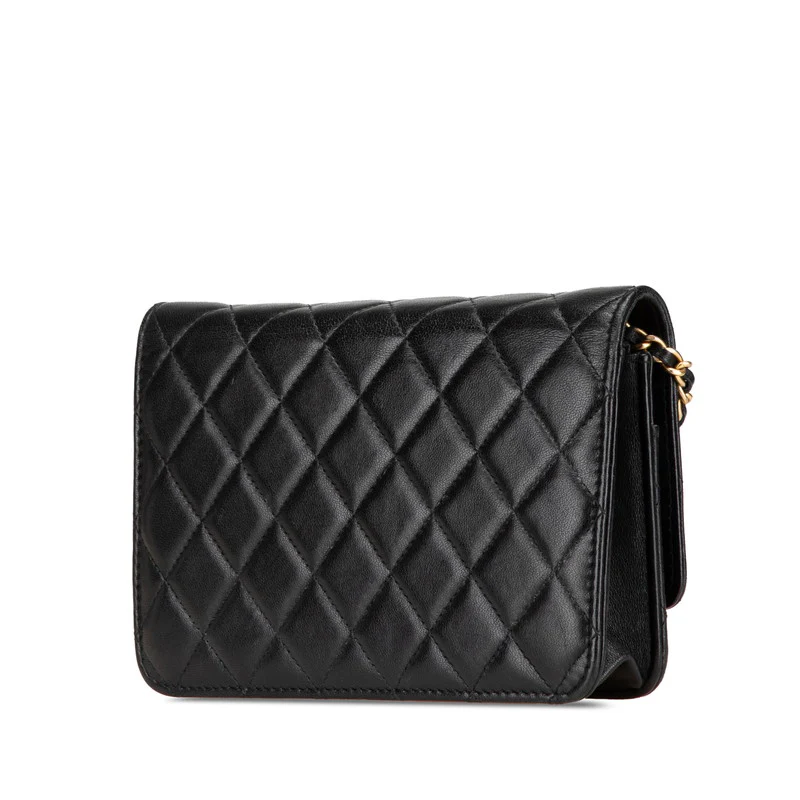 Chanel Matelasse Lambskin Chain Shoulder Wallet Bag