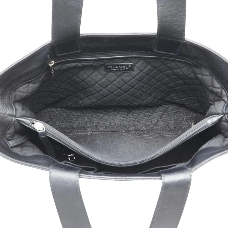 Chanel Leather Coco Mark Tote Bag A33936
