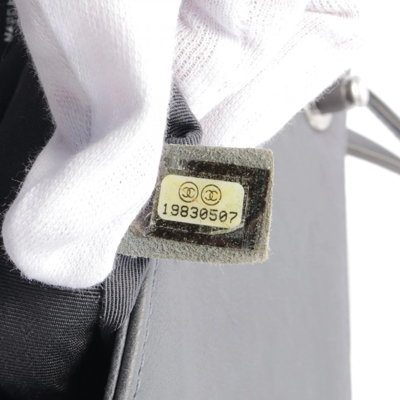 Chanel Boy Leather Shoulder Bag A67086