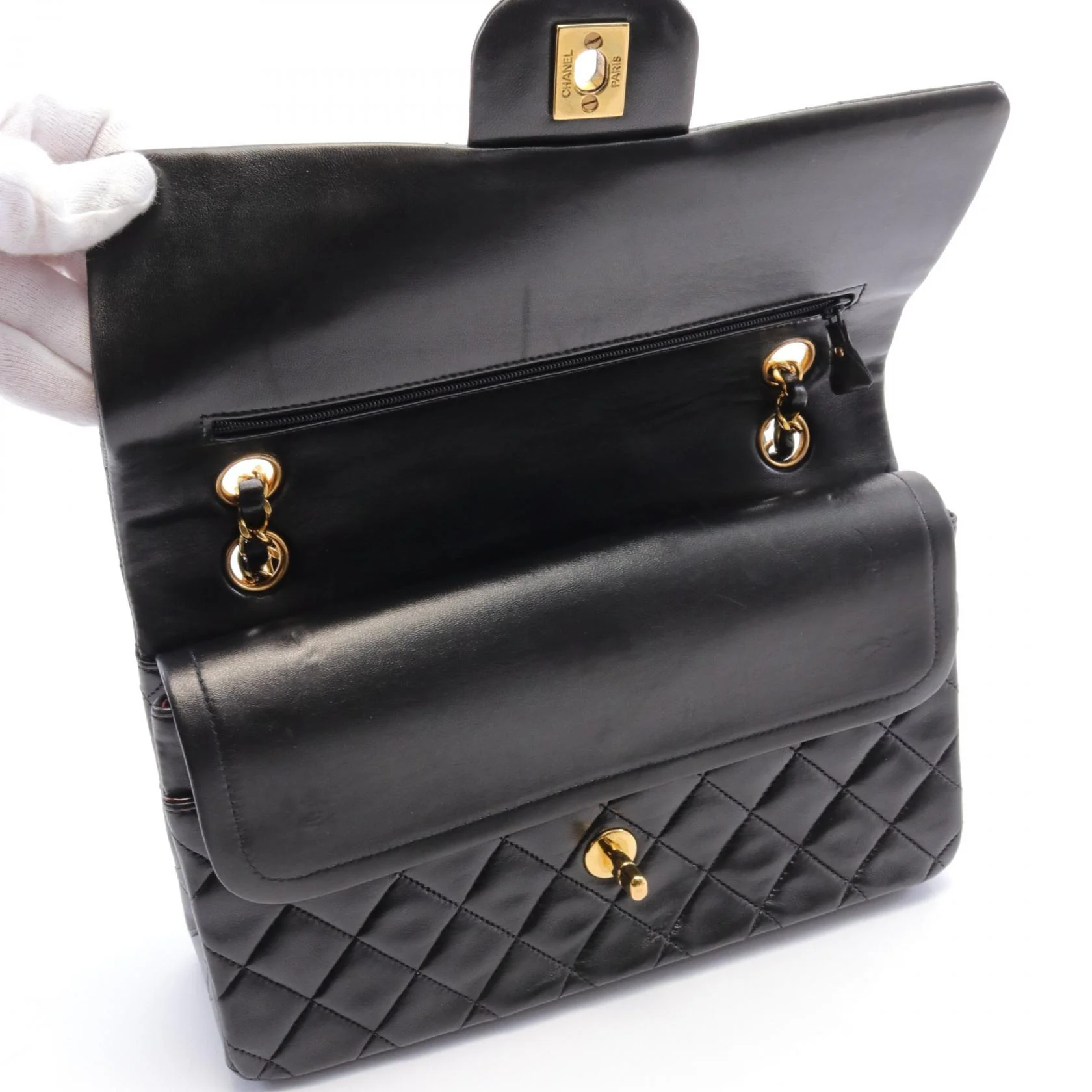 Chanel Lambskin Matelasse W Flap Shoulder Bag A01112