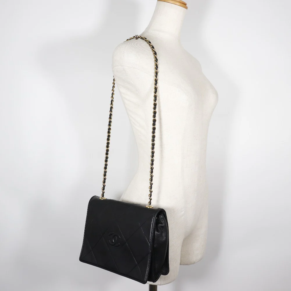 Chanel Lambskin Chain Shoulder Bag