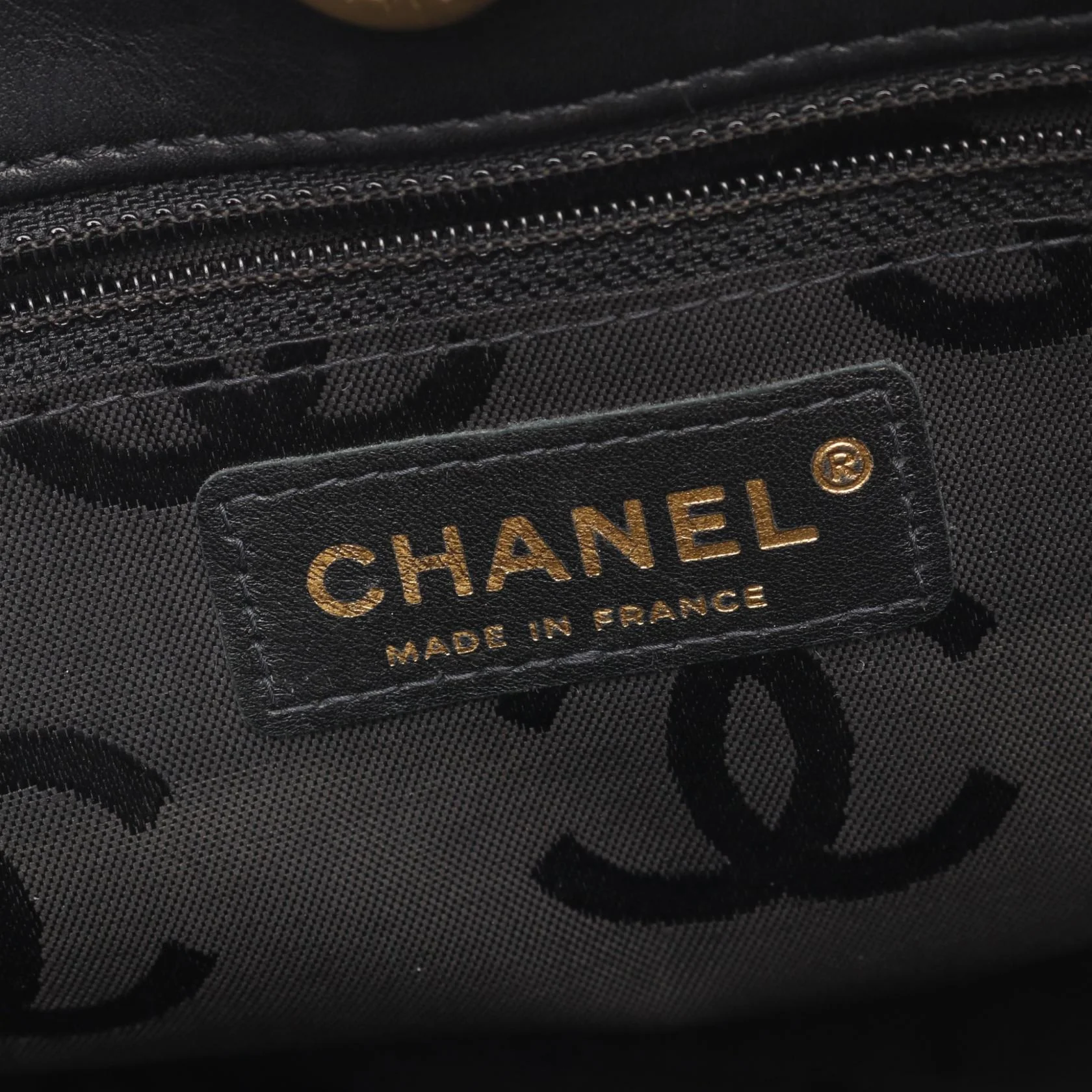 Chanel Leather Wild Stitch Tote Bag A18126
