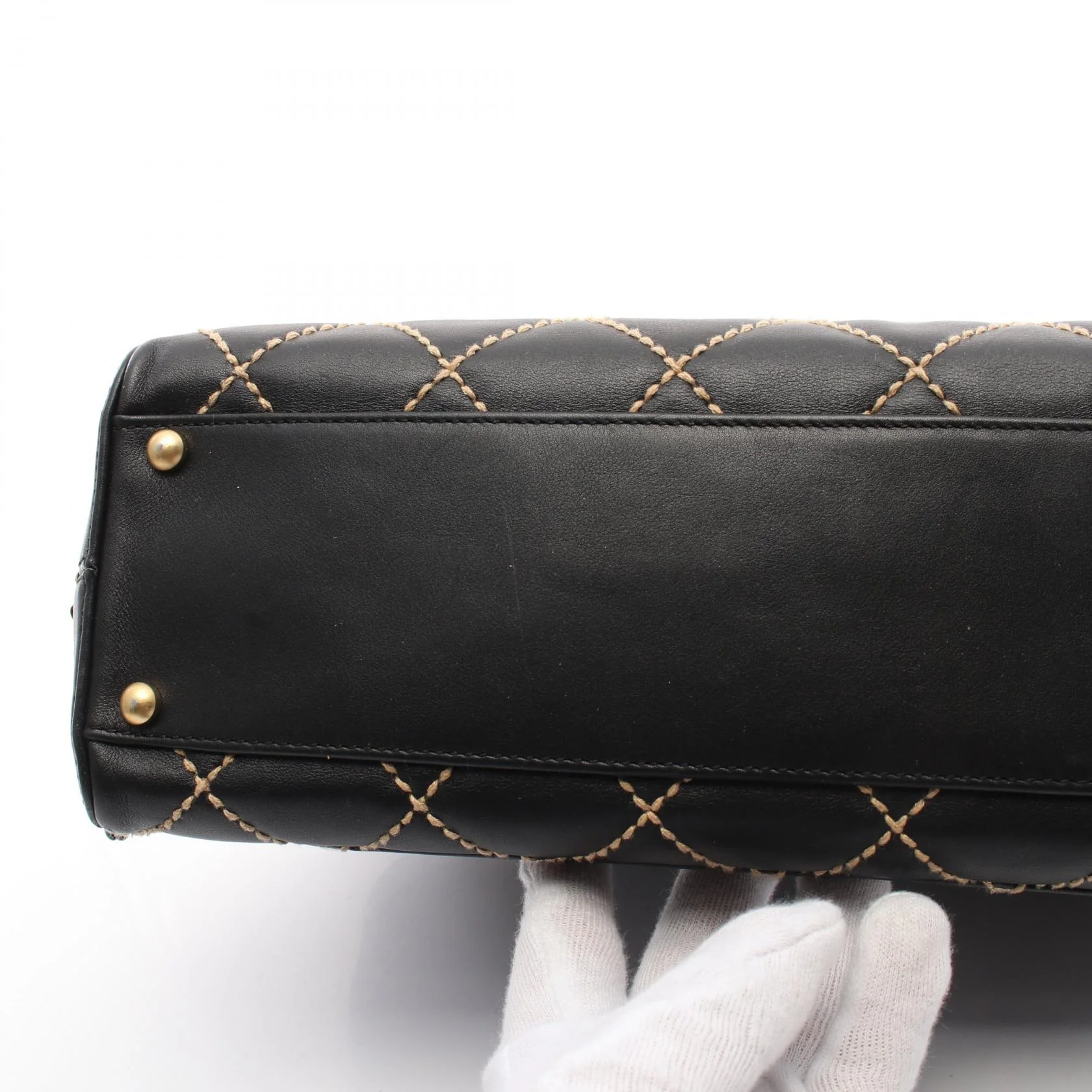 Chanel Wild Stitch Leather Handbag A18121
