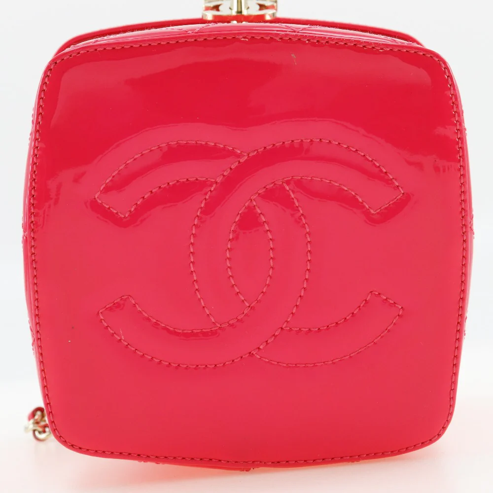 Chanel Vanity Handbag Patent Leather Pink
